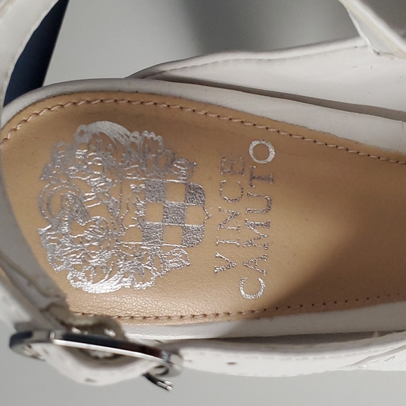Vince Camuto Kattie White Leather Pumps Size 8.5 Classic Heels, Minor Heel Wear - Picture 4 of 14